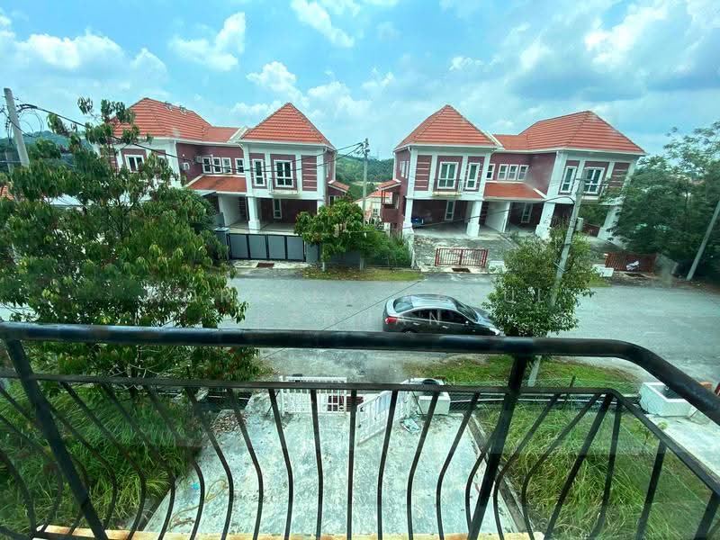 Semi-Detached House for Rent in Sepang (Selangor) - Norlela Abdul Rahman - Exterior - PropertyGuru.com.my