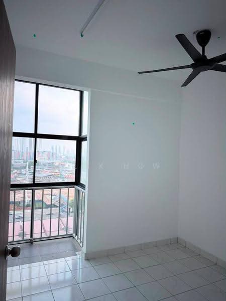 Pangsapuri untuk Disewa di Larkin Indah - Alex How - Balcony - PropertyGuru.com.my