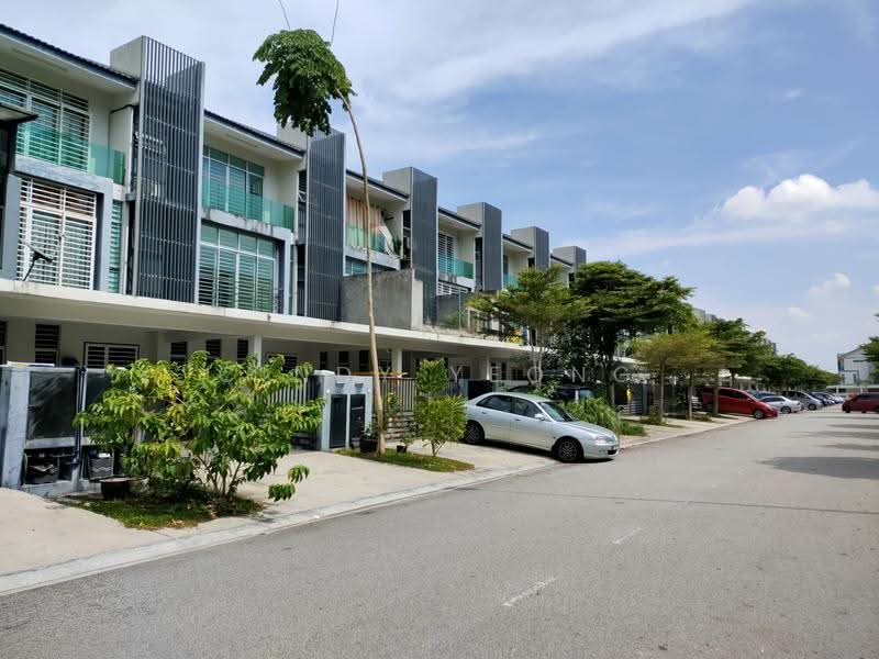 Rumah Teres 3-Tingkat untuk Disewa di Kajang (Selangor) - Cindy Yeong - Exterior - PropertyGuru.com.my