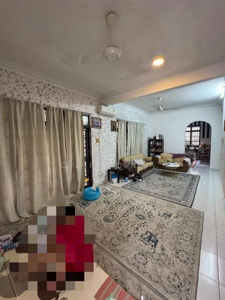 Rumah Teres 2-Tingkat untuk Dijual di Bandar Seri Alam (Masai) - Carson . - Living Room - PropertyGuru.com.my