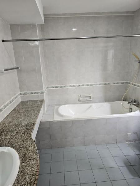 Kondominium untuk Dijual di The Straits View Condominium - Carly Voon - PropertyGuru.com.my