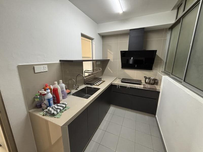 Service Residence for Rent at SetiaWalk - Stanley Hang - Kitchen - PropertyGuru.com.my
