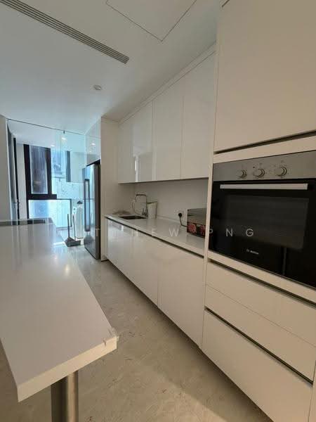 Kondominium untuk Dijual di Shorefront Residences - Matthew Png - Kitchen - PropertyGuru.com.my