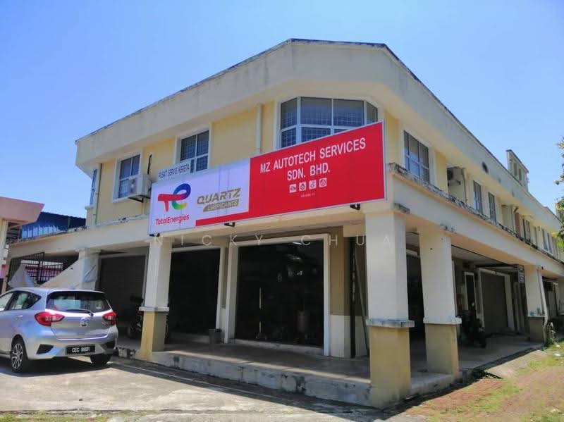 Shop for Sale in Senawang Double Storey Biggest Corner Lot Shop (Senawang) - Nicky Chua - Exterior - PropertyGuru.com.my