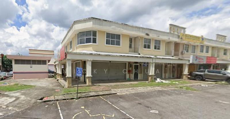 Shop for Sale in Senawang Double Storey Biggest Corner Lot Shop (Senawang) - Nicky Chua - Exterior - PropertyGuru.com.my