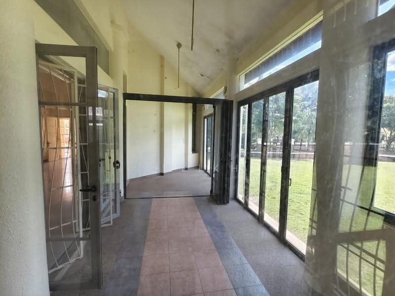 Rumah Berkembar untuk Dijual di Bukit Jelutong (Shah Alam) - Sheikh Imran - PropertyGuru.com.my