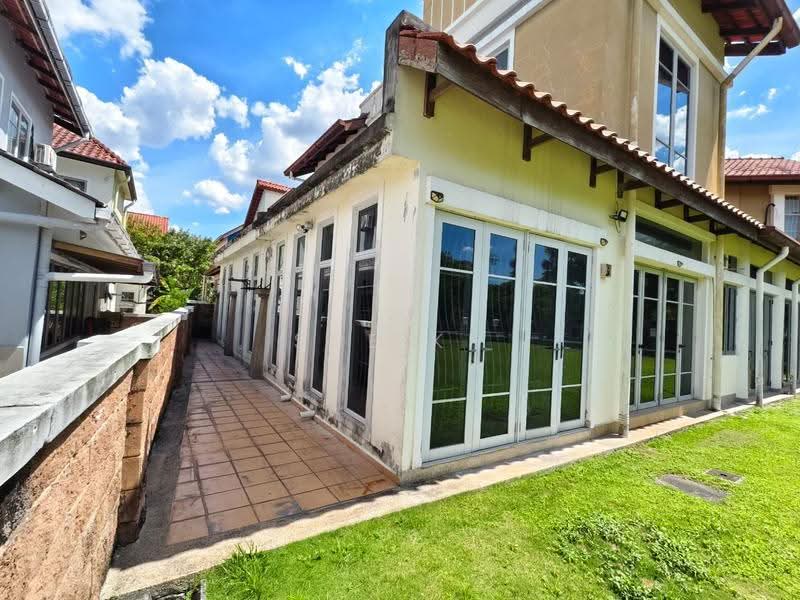 Rumah Berkembar untuk Dijual di Bukit Jelutong (Shah Alam) - Sheikh Imran - PropertyGuru.com.my