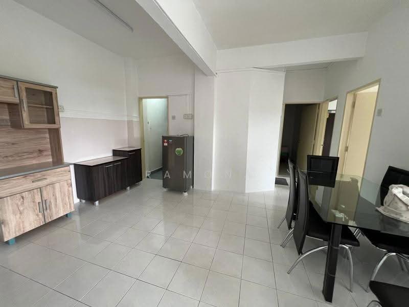 Pangsapuri untuk Disewa di Kiara Apartment - Ramona Tan - Kitchen - PropertyGuru.com.my
