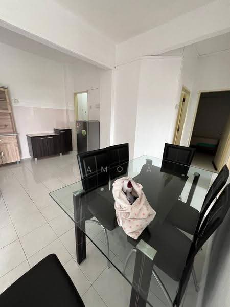 Pangsapuri untuk Disewa di Kiara Apartment - Ramona Tan - Dining Room - PropertyGuru.com.my