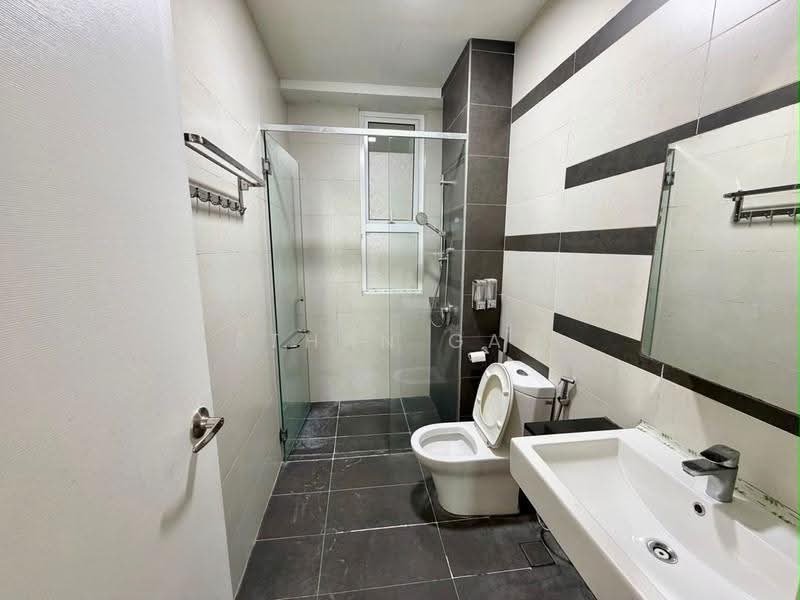 Kondominium untuk Disewa di D'Suites Akasia Horizon @ Horizon Hills - Ethan Gan - Bathroom - PropertyGuru.com.my