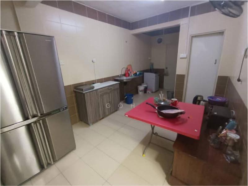 Rumah Teres 2-Tingkat untuk Disewa di Taman Sentosa (Bukit Baru) - Goh Jun Khai - Kitchen - PropertyGuru.com.my
