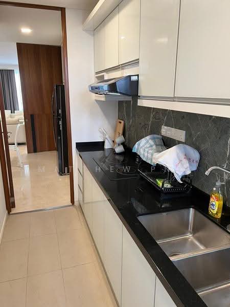 Condominium for Sale at Shorefront Residences - Matthew Png - Kitchen - PropertyGuru.com.my