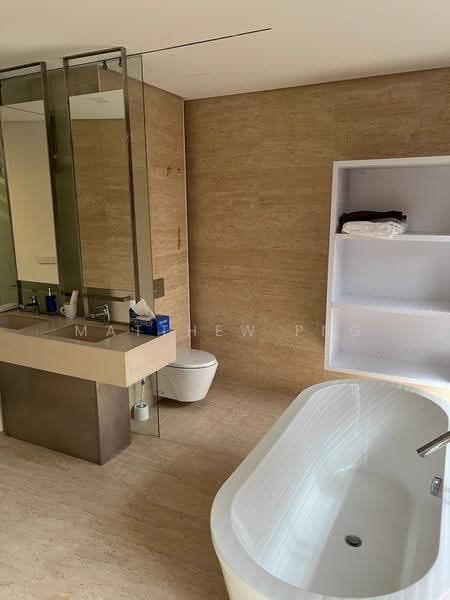 Condominium for Sale at Shorefront Residences - Matthew Png - Bathroom - PropertyGuru.com.my