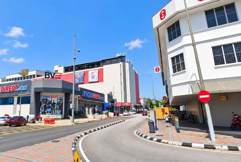 Shop for Rent in Bangsar (Kuala Lumpur) - CH Ng - Exterior - PropertyGuru.com.my