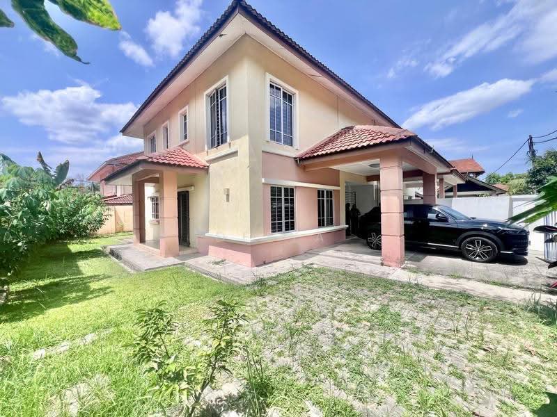 Semi-Detached House for Sale in Bandar Bukit Mahkota (Bangi) - Deeya Yusof - PropertyGuru.com.my