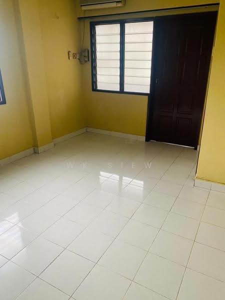 Flat for Sale at Tong Weng Mansion - WK Siew - PropertyGuru.com.my