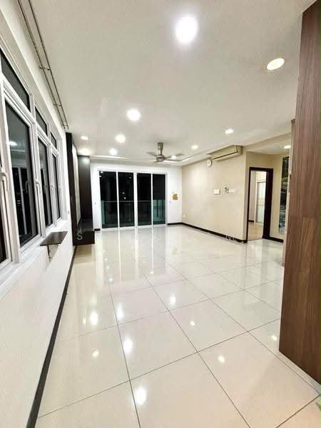 Condominium for Rent at Vertiq - Shing Lam - Living Room - PropertyGuru.com.my