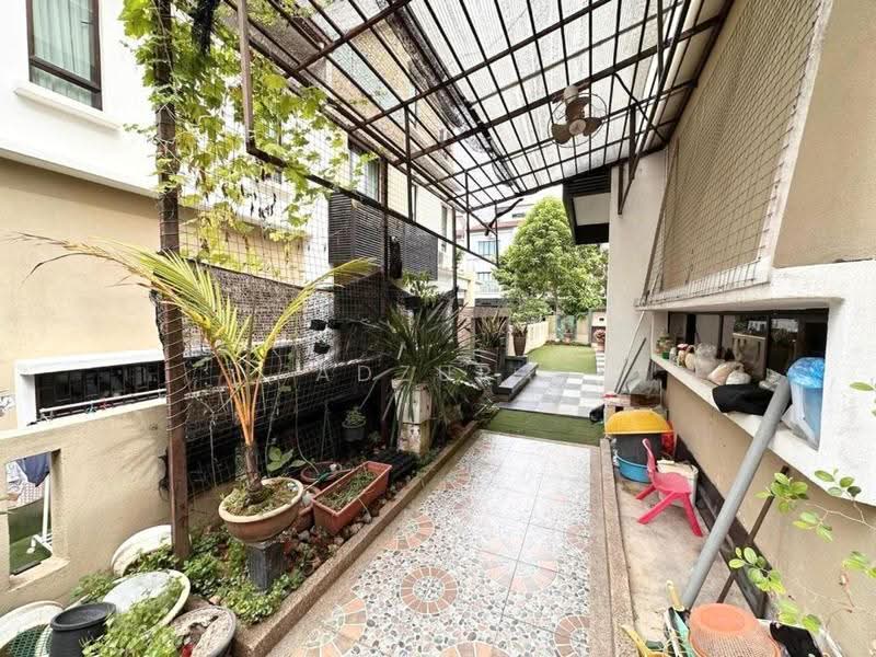 Rumah Berkembar untuk Dijual di Taman Tropika 2 (Kajang) - Adzura Zamedin - PropertyGuru.com.my