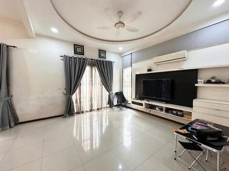 Rumah Berkembar untuk Dijual di Taman Tropika 2 (Kajang) - Adzura Zamedin - PropertyGuru.com.my