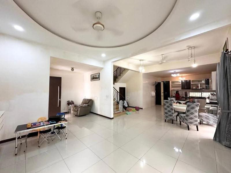 Rumah Berkembar untuk Dijual di Taman Tropika 2 (Kajang) - Adzura Zamedin - PropertyGuru.com.my