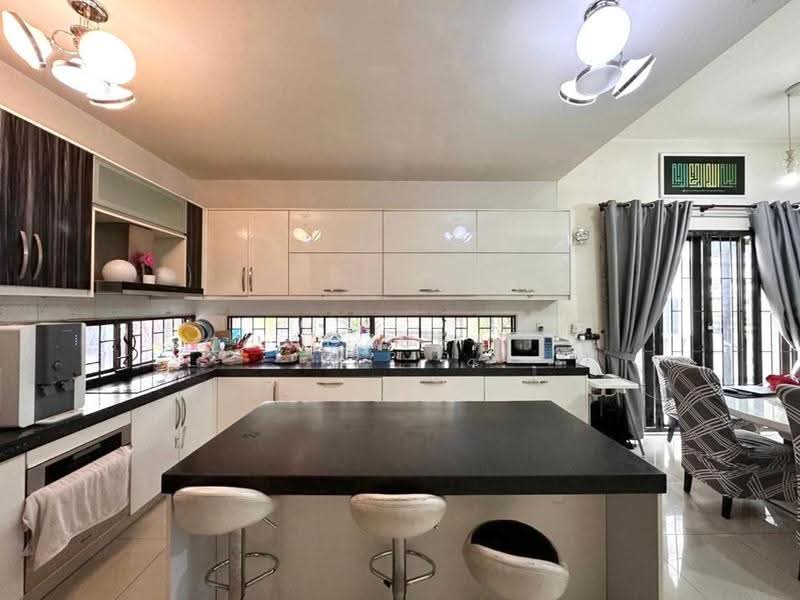 Rumah Berkembar untuk Dijual di Taman Tropika 2 (Kajang) - Adzura Zamedin - PropertyGuru.com.my