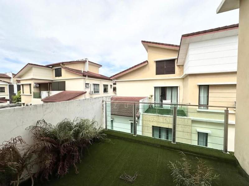 Rumah Berkembar untuk Dijual di Taman Tropika 2 (Kajang) - Adzura Zamedin - PropertyGuru.com.my