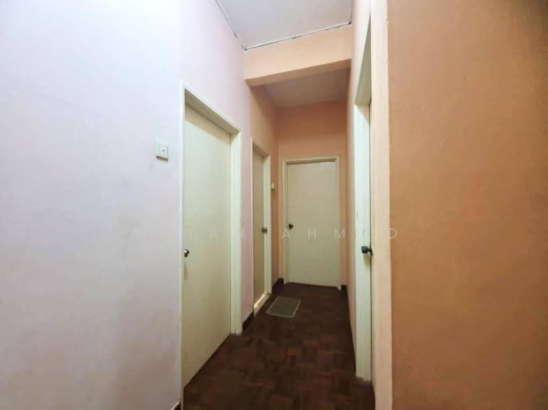 Rumah Teres 2-Tingkat untuk Dijual di Taman Subang Impian (Shah Alam) - Azman Ahmad - PropertyGuru.com.my