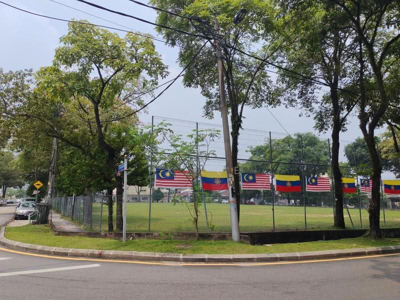 Rumah Teres 2-Tingkat untuk Dijual di Taman Kepong Baru (Batu) - HK Lee - PropertyGuru.com.my