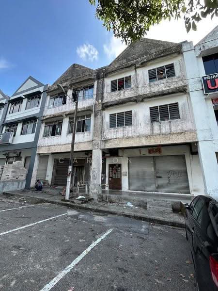 Shop for Sale in Taman Puteri Wangsa (Ulu Tiram) - Carson . - PropertyGuru.com.my