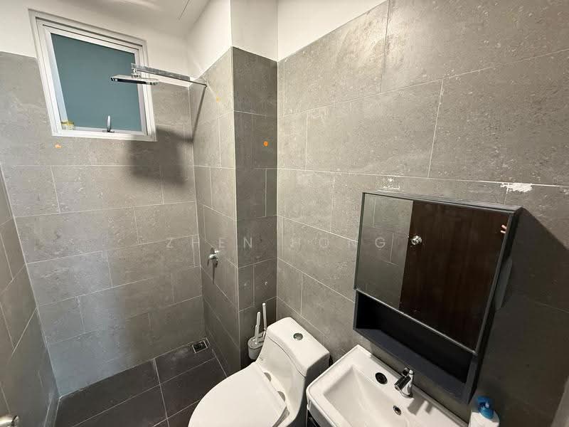 Kondominium untuk Dijual di Residensi Damai (Signature Three) - Zhen Hong - Bathroom - PropertyGuru.com.my