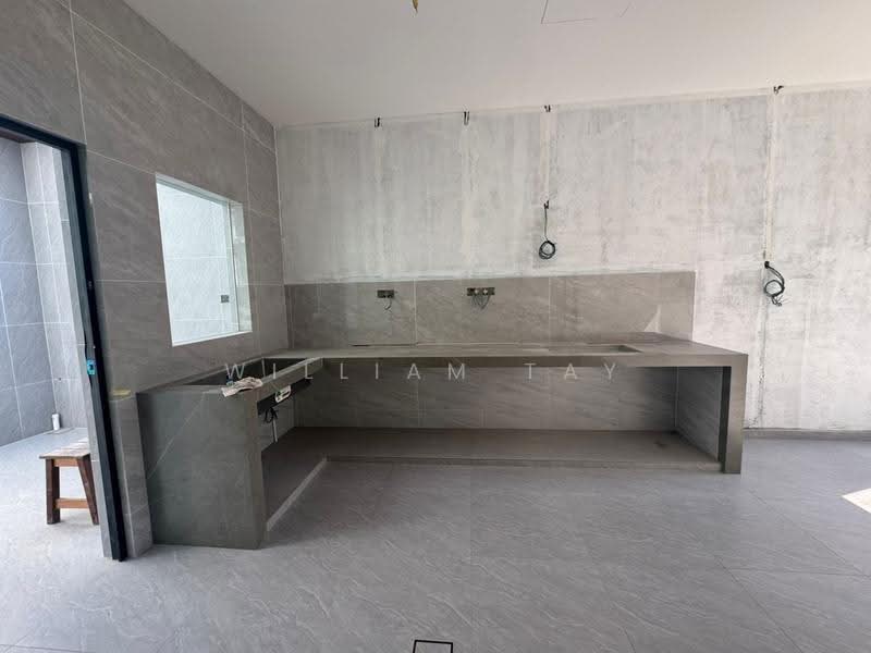 Semi-Detached House for Sale in Taman Seri Austin (Tebrau) - William Tay - Kitchen - PropertyGuru.com.my