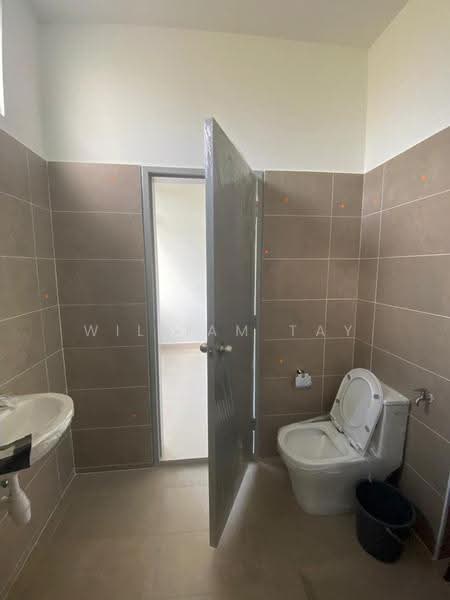 Rumah Teres 2-Tingkat untuk Dijual di Taman Ponderosa (Johor Bahru) - William Tay - Bathroom - PropertyGuru.com.my