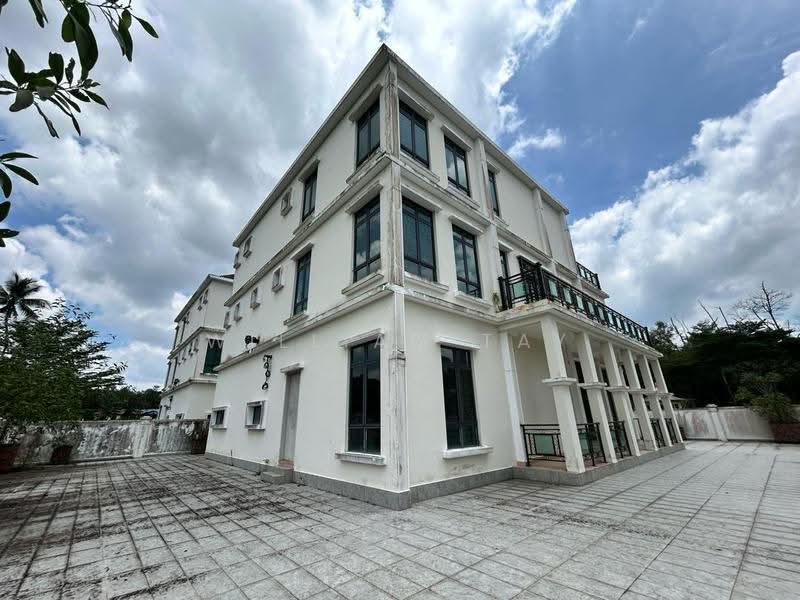 Bungalow House untuk Dijual di Taman Laguna (Johor Bahru) - William Tay - Exterior - PropertyGuru.com.my