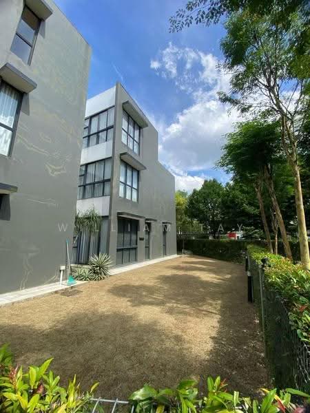 3-storey Terraced House for Sale in Senibong Cove (Masai) - William Tay - Exterior - PropertyGuru.com.my