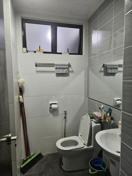 Service Residence for Sale at Sky Oasis Residence (Pangsapuri Oasis 1) - Daniel Yong - PropertyGuru.com.my
