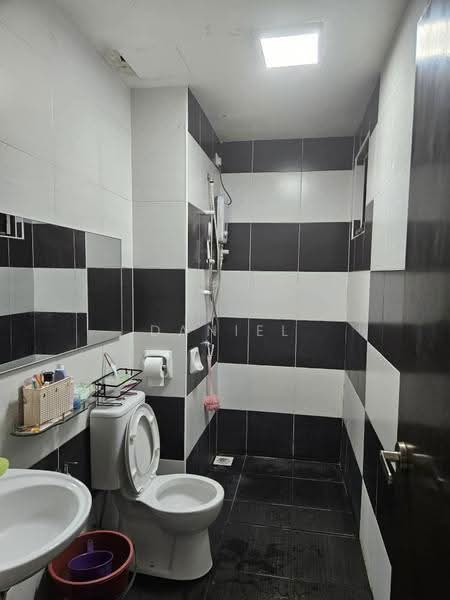 Service Residence for Sale at Sky Oasis Residence (Pangsapuri Oasis 1) - Daniel Yong - PropertyGuru.com.my
