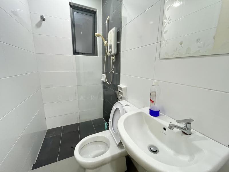 Kediaman Servis untuk Dijual di KU Suites - Charlie Gan - PropertyGuru.com.my