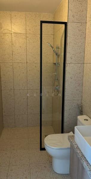 Kediaman Servis untuk Dijual di The Rosewoodz @ Bukit Jalil - Karien Leong - Bathroom - PropertyGuru.com.my