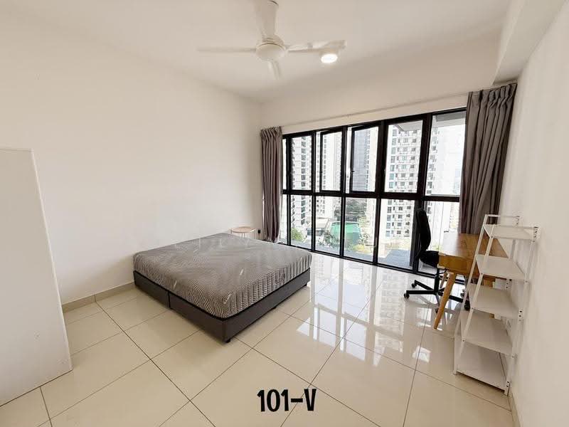 Kediaman Servis untuk Dijual di Setia City Residences - Reilynn Tue - PropertyGuru.com.my