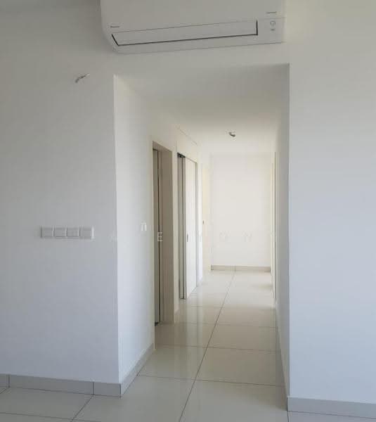 Service Residence for Rent at Parc 3 - Jane Yong - Corridor - PropertyGuru.com.my