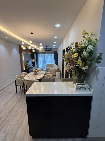 Kondominium untuk Disewa di The Holmes 2 - Carmen Leng - Living Room - PropertyGuru.com.my