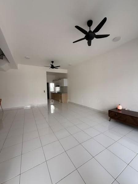 Rumah Teres 2-Tingkat untuk Disewa di Bandar Bukit Tinggi (Klang) - Geoff Lim - Living Room - PropertyGuru.com.my