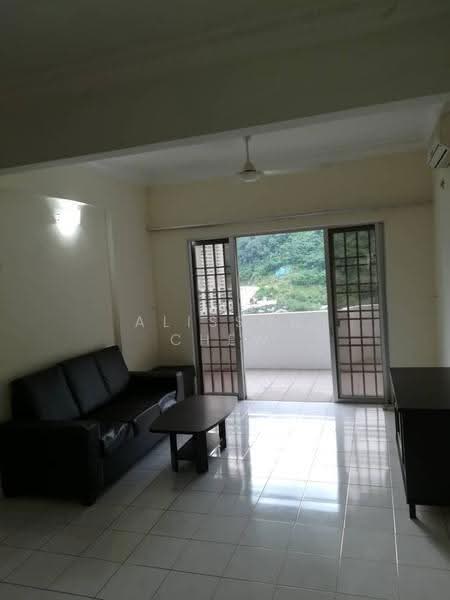 Pangsapuri untuk Dijual di Gambier Heights - Alisson Chew - Living Room - PropertyGuru.com.my