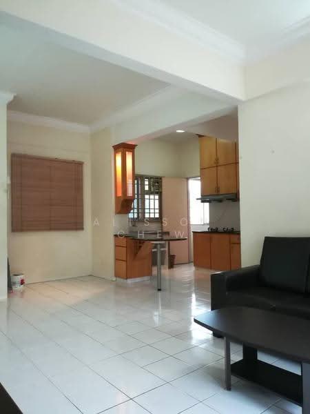 Pangsapuri untuk Dijual di Gambier Heights - Alisson Chew - Living Room - PropertyGuru.com.my