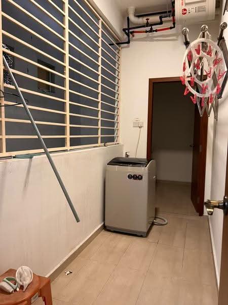 Kediaman Servis untuk Disewa di Grandview 360 - YY Tey - Balcony - PropertyGuru.com.my