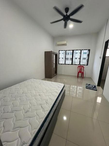 Semi-Detached House for Sale in Taman Scientex Rawang (Rawang) - Levin Khoo - Bedroom - PropertyGuru.com.my
