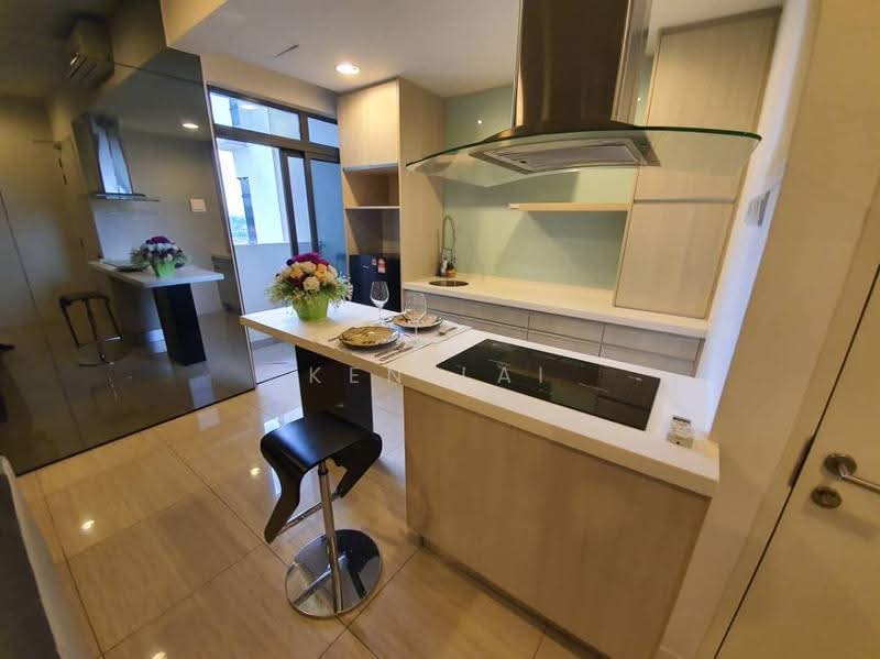 Kediaman Servis untuk Dijual di Eve Suite / NZX Square - Ken Lai - Kitchen - PropertyGuru.com.my