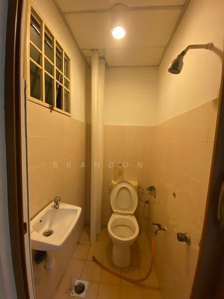 Kondominium untuk Dijual di Villa Wangsamas - Brandon . - PropertyGuru.com.my