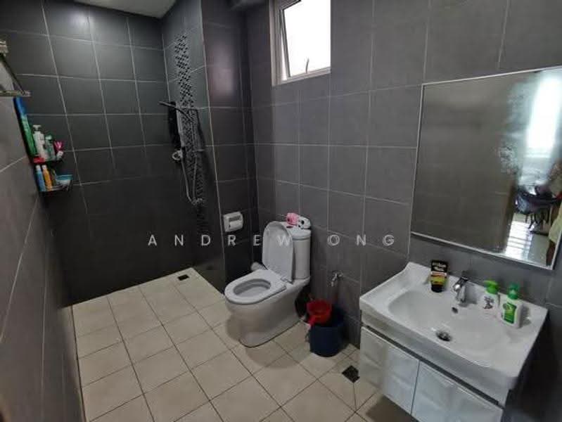 Condominium for Rent at Solaria Residences - Andrew Ong - Bathroom - PropertyGuru.com.my