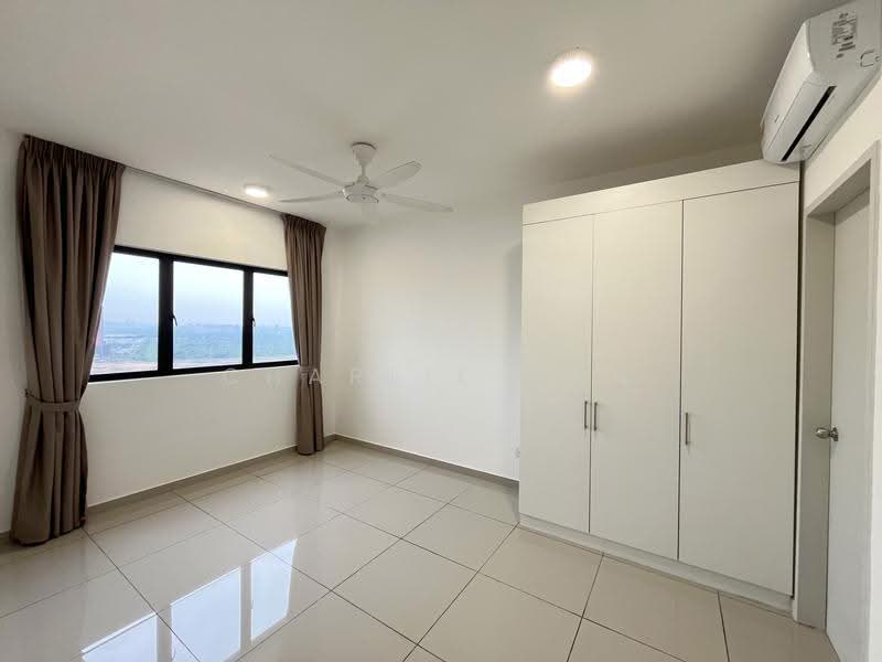 Kediaman Servis untuk Disewa di Duduk Se.Ruang @ Eco Sanctuary - Charlie Gan - Bedroom - PropertyGuru.com.my